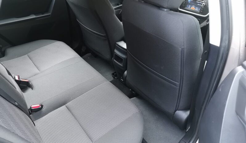 TOYOTA Auris 90D Active Confortdrive lleno